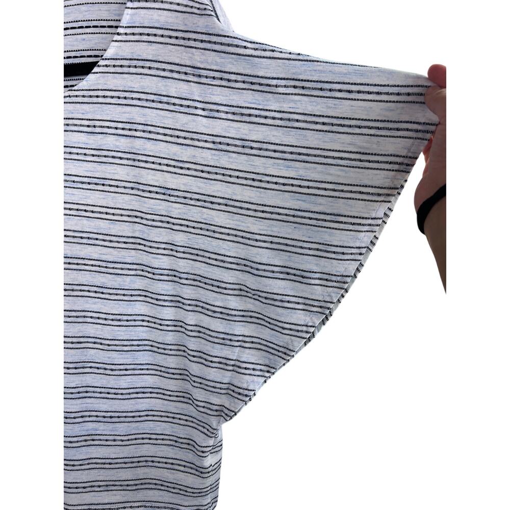 Chicos White Striped Batwing Blouse Size 2 - Picture 4 of 5